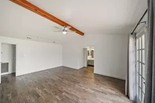248 E Castle Harbour Dr, Friendswood, TX 77546 - Photo 21