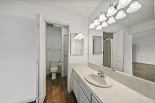 248 E Castle Harbour Dr, Friendswood, TX 77546 - Photo 27