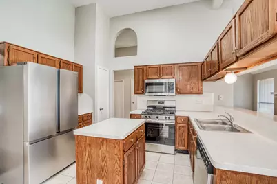 1055 Margate Drive, Pearland, TX 77584 - Photo 9