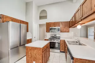 1055 Margate Dr, Pearland, TX 77584 - Photo 9