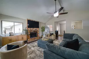 5402 Sherrylee Ln, Spring, TX 77373 - Photo 3