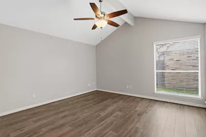 2019 Creek Valley Lane, Sugar Land, TX 77478 - Photo 15