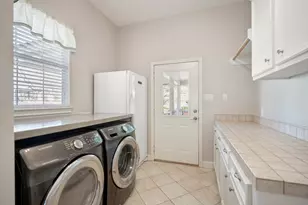 603 W Third St, Brenham, TX 77833 - Photo 29