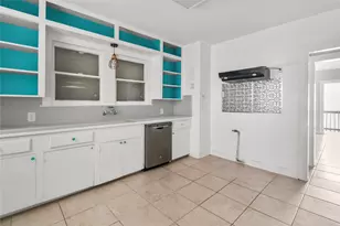 2519 46th St, Galveston, TX 77551 - Photo 29