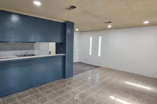206 Raymac St, Houston, TX 77037 - Photo 3