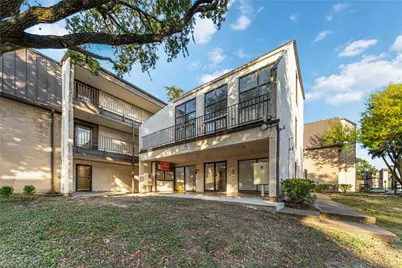 3015 Walnut Bend Lane #31, Houston, TX 77042 - Photo 17