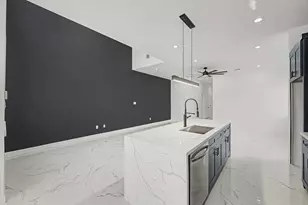 5034 Pershing St, Houston, TX 77033 - Photo 13