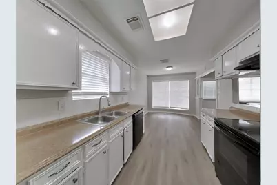 16311 Green Shade Drive, Houston, TX 77090 - Photo 5