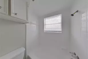 16311 Green Shade Dr, Houston, TX 77090 - Photo 15