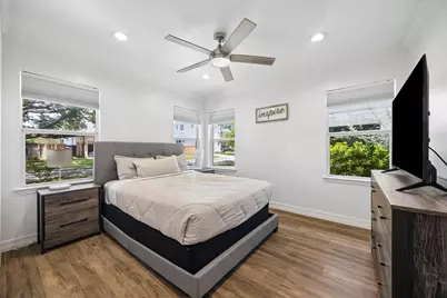 2811 Conway Street, Houston, TX 77025 - Photo 17