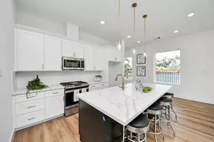 2434 & 2432 Harrington St, Houston, TX 77026 - Photo 7