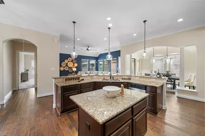 34 Danby Place, The Woodlands, TX 77375 - Photo 13