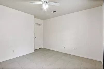 14554 Sycamore Lake Road, Houston, TX 77062 - Photo 15