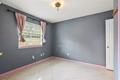 14554 Sycamore Lake Road, Houston, TX 77062 - Photo 9