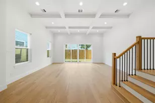 1320 Alexander St, Houston, TX 77008 - Photo 9