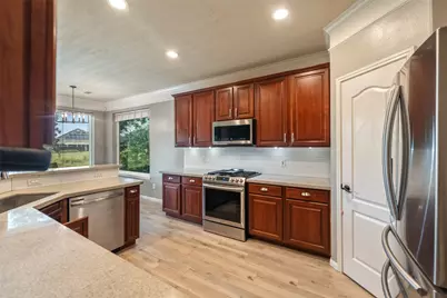 7819 Heron Lakes Drive, Houston, TX 77064 - Photo 17