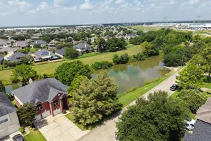 7819 Heron Lakes Dr, Houston, TX 77064 - Photo 43