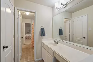 7819 Heron Lakes Dr, Houston, TX 77064 - Photo 33