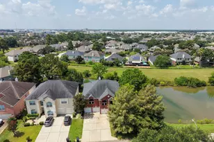 7819 Heron Lakes Dr, Houston, TX 77064 - Photo 43