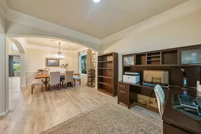 7819 Heron Lakes Drive, Houston, TX 77064 - Photo 9