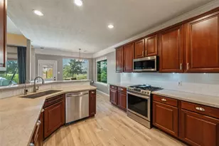 7819 Heron Lakes Dr, Houston, TX 77064 - Photo 17