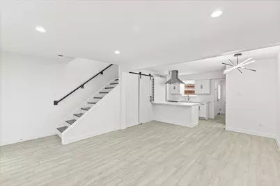 1911 Sherwood Forest Street #29, Houston, TX 77043 - Photo 5