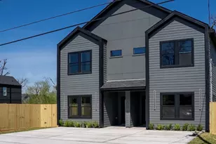 1010 Calvin Ave, Houston, TX 77088 - Photo 3