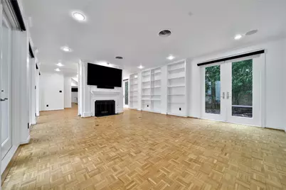 33 River Hollow Lane, Houston, TX 77027 - Photo 3