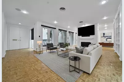 33 River Hollow Lane, Houston, TX 77027 - Photo 1