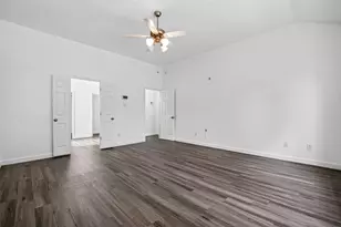 13403 Summer Villa Ln, Houston, TX 77044 - Photo 29