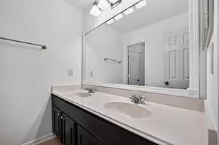 13403 Summer Villa Ln, Houston, TX 77044 - Photo 23