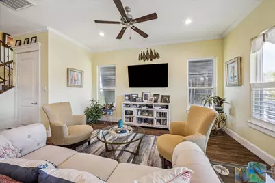 827 Hawthorne Road, Clear Lake Shores, TX 77565 - Photo 15