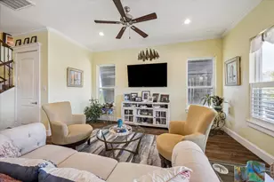 827 Hawthorne Rd, Clear Lake Shores, TX 77565 - Photo 15