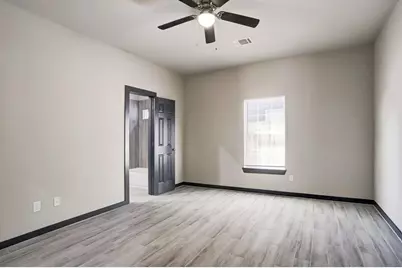 8103 Glass Street #AB, Houston, TX 77016 - Photo 9