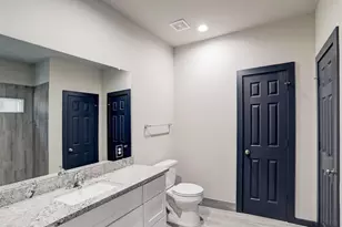 8103 Glass St, Houston, TX 77016 - Photo 11