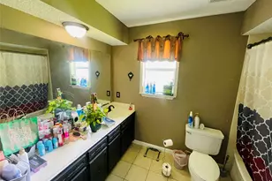 118 Driftwood Dr, Lake Jackson, TX 77566 - Photo 11