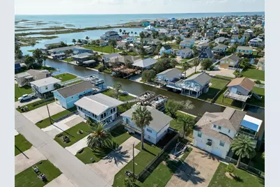 16606 Bermuda Way, Jamaica Beach, TX 77554 - Photo 33
