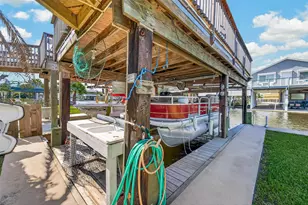 16606 Bermuda Way, Jamaica Beach, TX 77554 - Photo 7