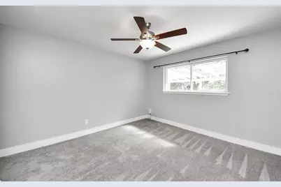10303 Greenwillow Street, Houston, TX 77035 - Photo 21