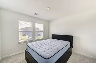 10113 Berkeley Spgs Trl, Houston, TX 77051 - Photo 13