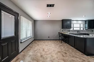 479 Cherry Hills Dr, Huntsville, TX 77340 - Photo 13
