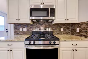 13227 Clover Creek Point Ln, Humble, TX 77346 - Photo 17