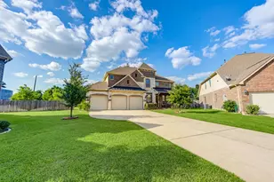 22822 Alderdale Ln, Tomball, TX 77375 - Photo 3