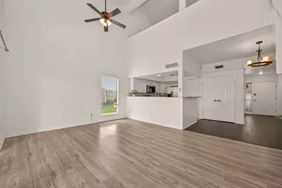180 April Point Drive S, Conroe, TX 77356 - Photo 13