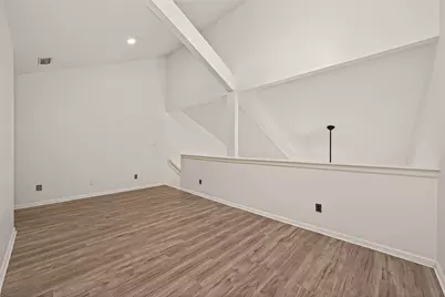 180 April Point Drive S, Conroe, TX 77356 - Photo 27