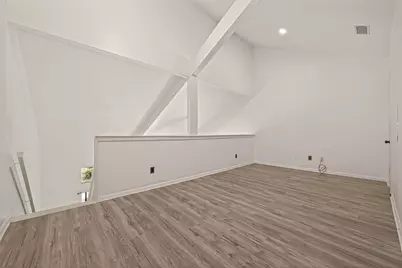 180 April Point Drive S, Conroe, TX 77356 - Photo 29