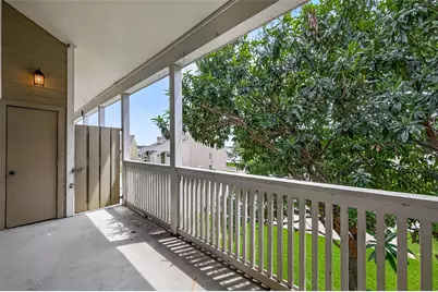 180 April Point Drive S, Conroe, TX 77356 - Photo 11