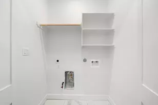 406 E 33rd St, Houston, TX 77018 - Photo 27