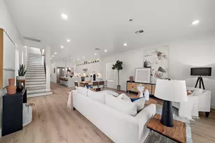 406 E 33rd St, Houston, TX 77018 - Photo 5