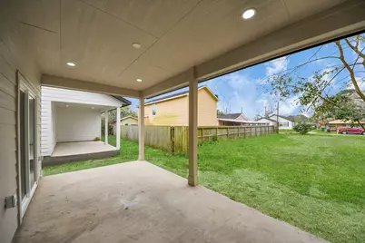 319 E Gulf Street, Baytown, TX 77520 - Photo 37